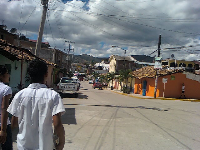 vista, calle Aquiles Serdan pasando el jandin de niños Juan N alvarez.